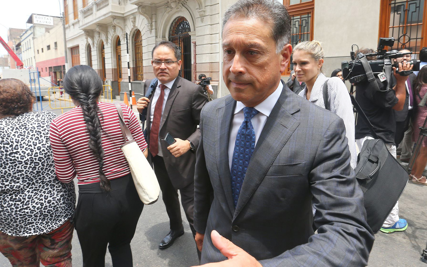 Fiscalía pide nuevo impedimento de salida del país contra Sepúlveda tras incluirlo en el caso Olmos