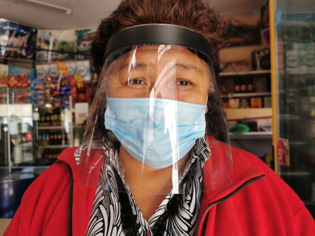 Sube la demanda de protectores faciales en la región de Tacna