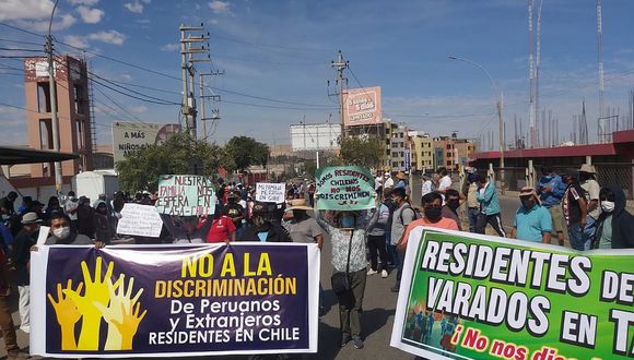 Peruanos con residencia en Chile piden retornar a sus hogares