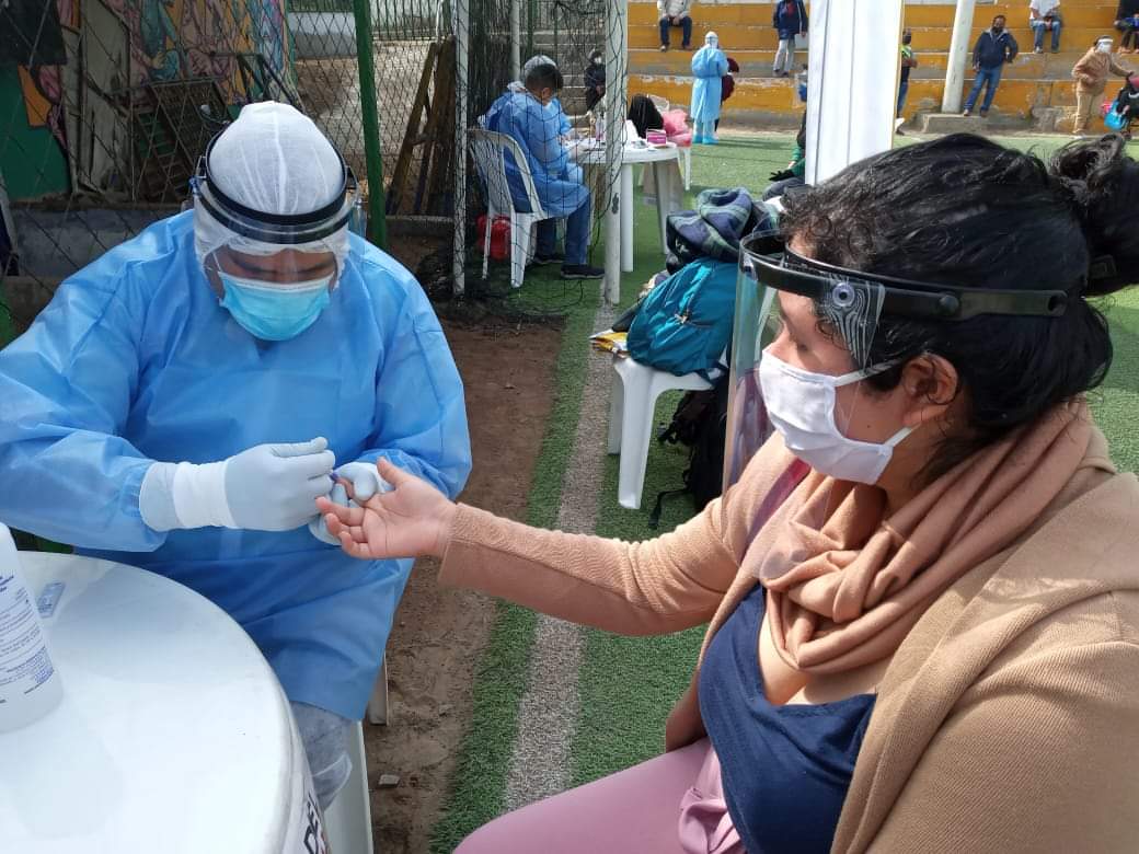 Uno de cada cuatro peruanos se está contagiando del nuevo coronavirus