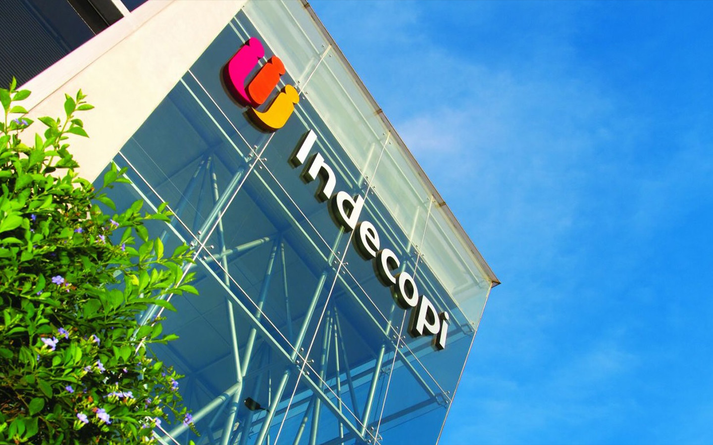 Indecopi confirma sanción a Crediscotia Financiera por discriminar a cliente