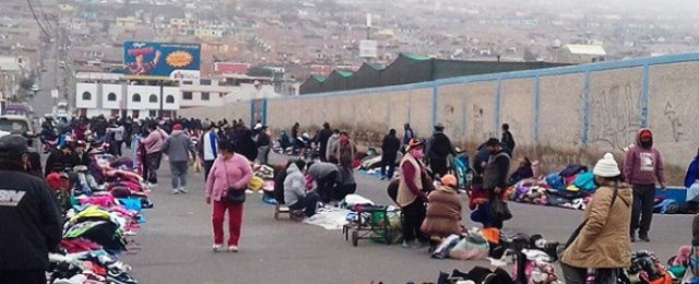Ambulantes en centro de Tacna
