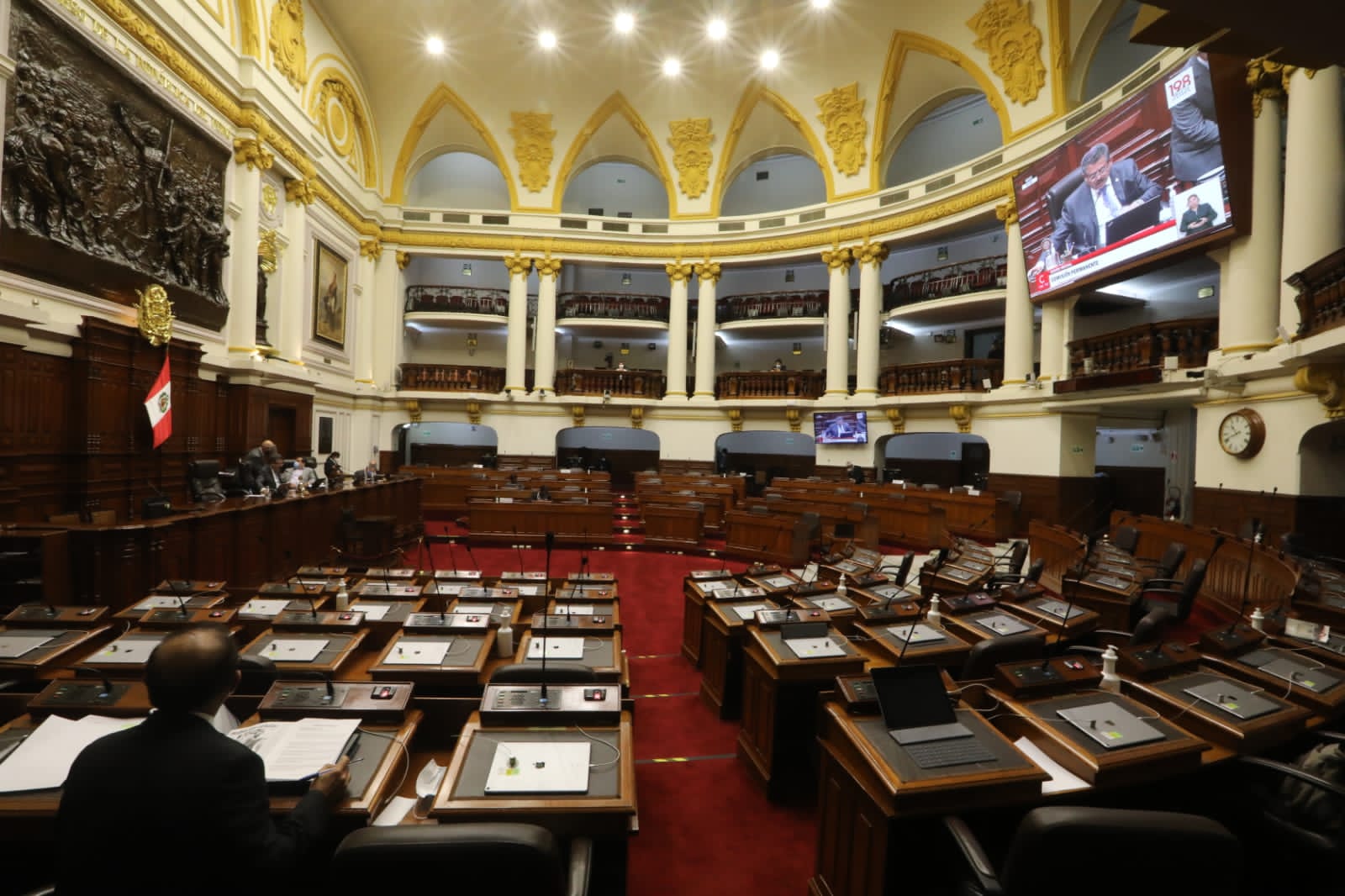 Congreso: Somos Perú presentó proyecto de ley para crear un nuevo impuesto