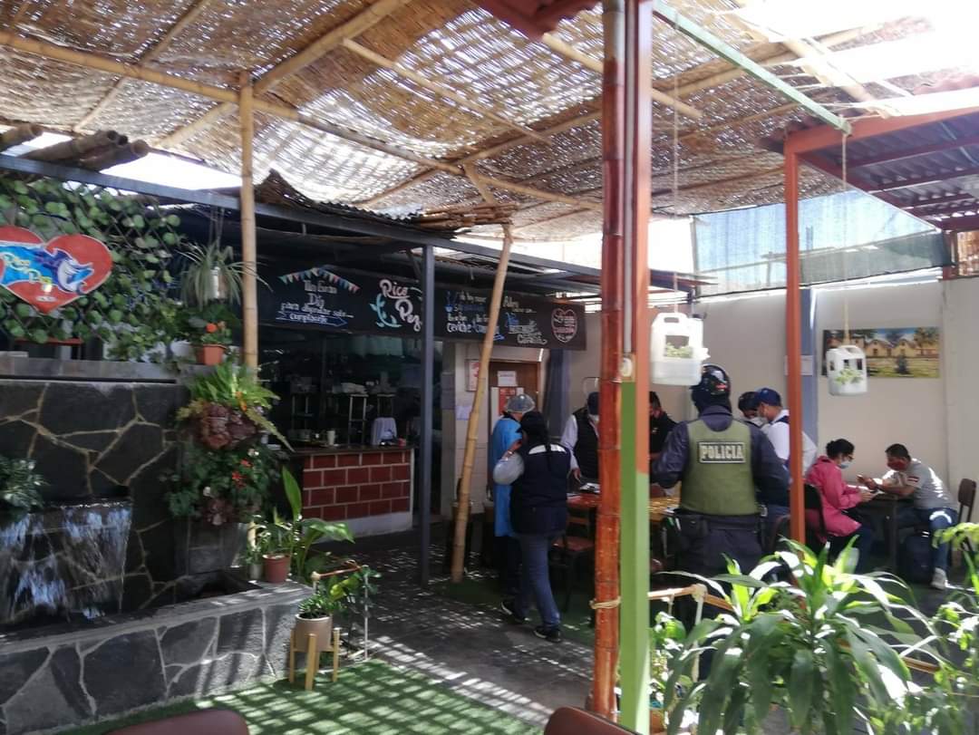 Tacna: Cinco restaurantes fueron sancionados por no tener su documentación al día