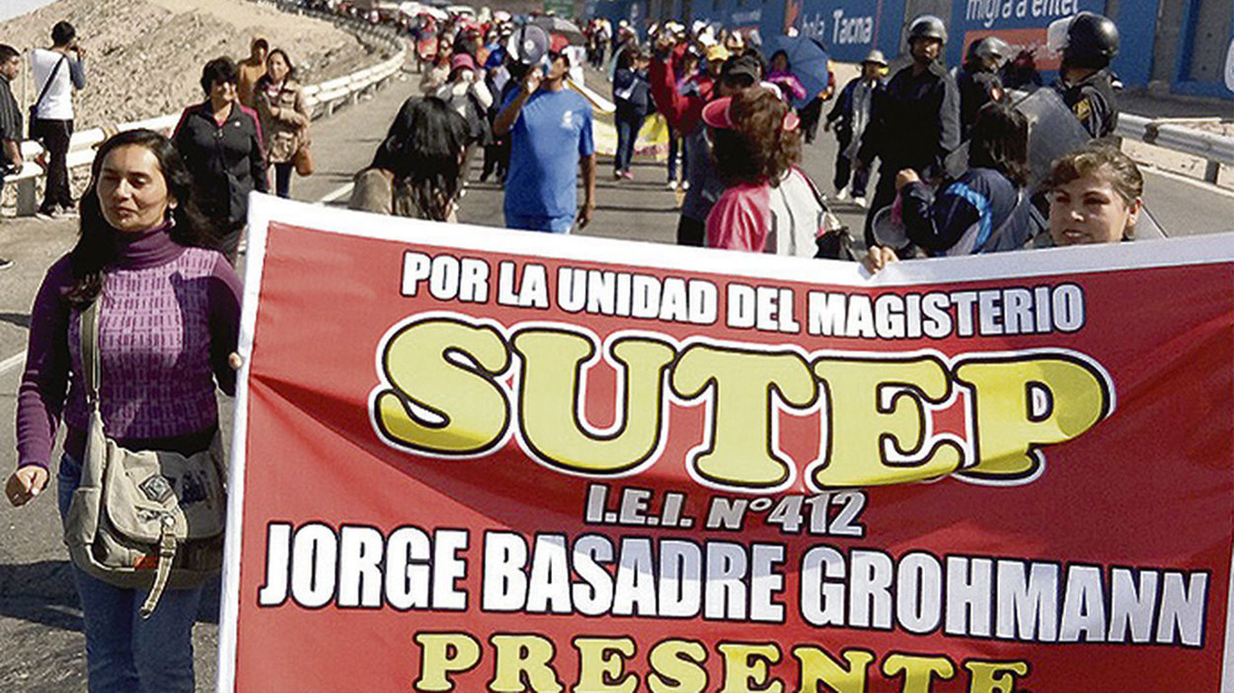 Tacna: Maestros anuncian una movilización el próximo martes para pedir el incremento de presupuesto a educación