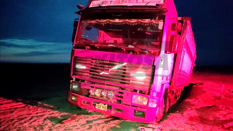 Tacna: Policía incauta un camión repleto de licores finos valorizados en 150 mil dólares