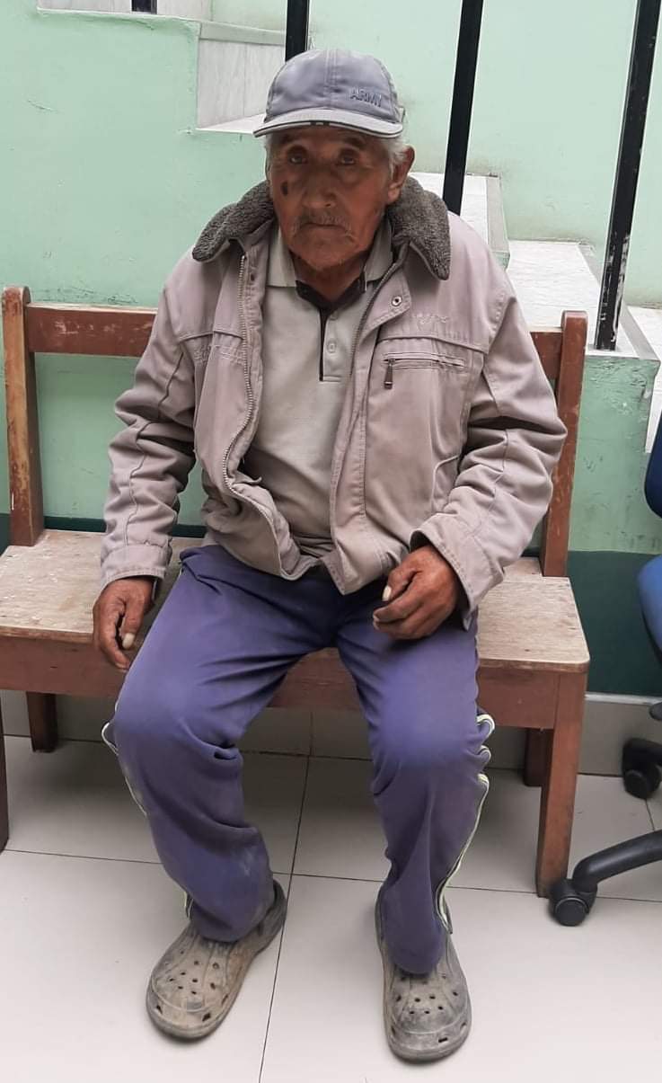 Policía encuentran deambulando a adulto mayor en el cercado de Tacna