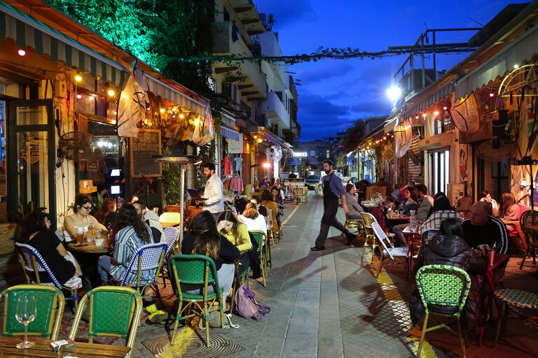 En Israel las personas vacunadas podrán acceder a restaurantes, universidades y bares